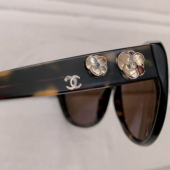 Vintage Chanel Tortoise Shell Camellia Sunglasses Brown - Picture 7 of 14